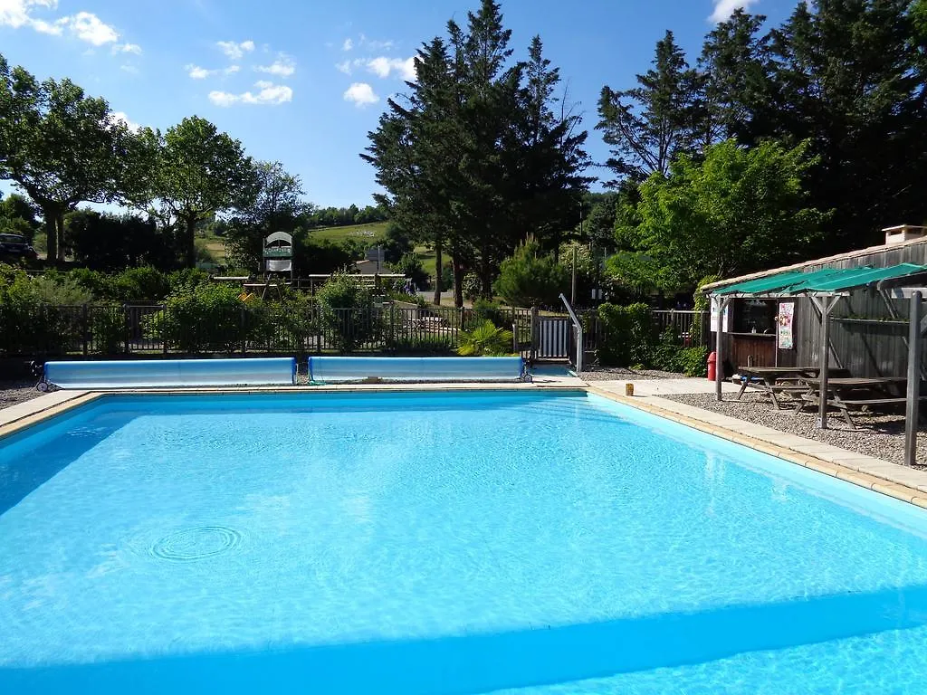 Le Matin Calme Hotel Vesc 3*,  France